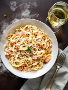 smoked salmon cream pasta