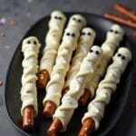 mummy pretzels halloween treats